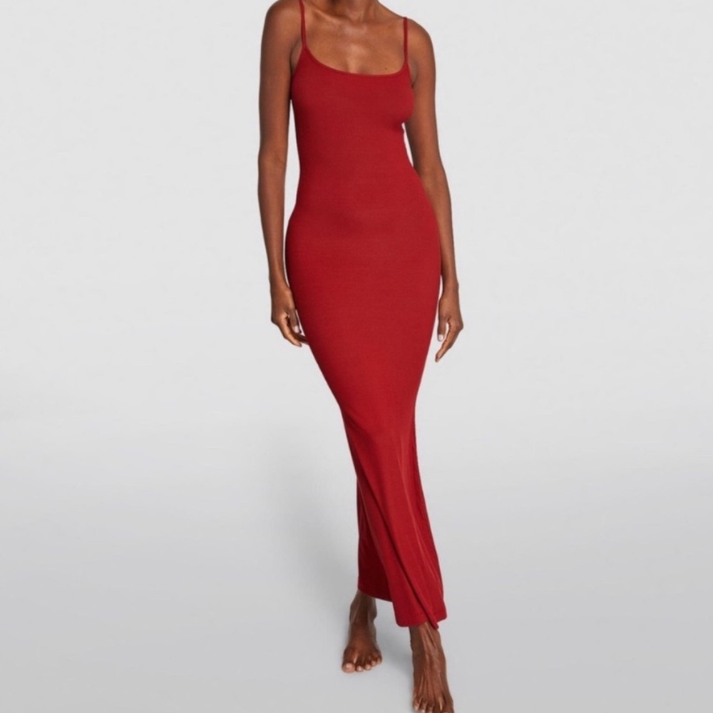 RARE skims brick red soft lounge dress - Picture 6 of 6